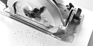 بهترین ابزار برش ورق فومیزه پی وی سی کدام است؟